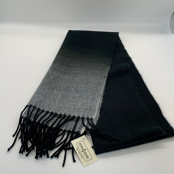 Soft Cashmere-Like Scarf